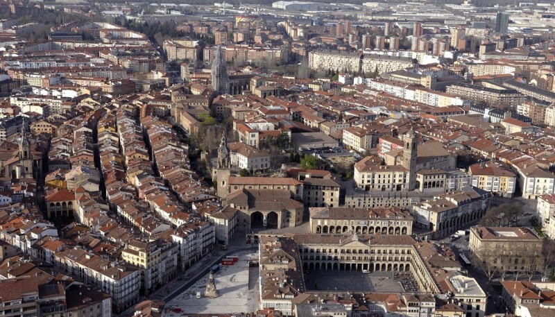 toca-el-cielo-en-vitoria-gazteiz.jpg