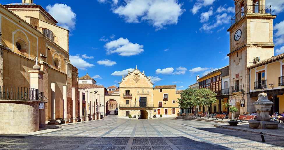plaza-de-chinchilla-de-montearagon.jpg