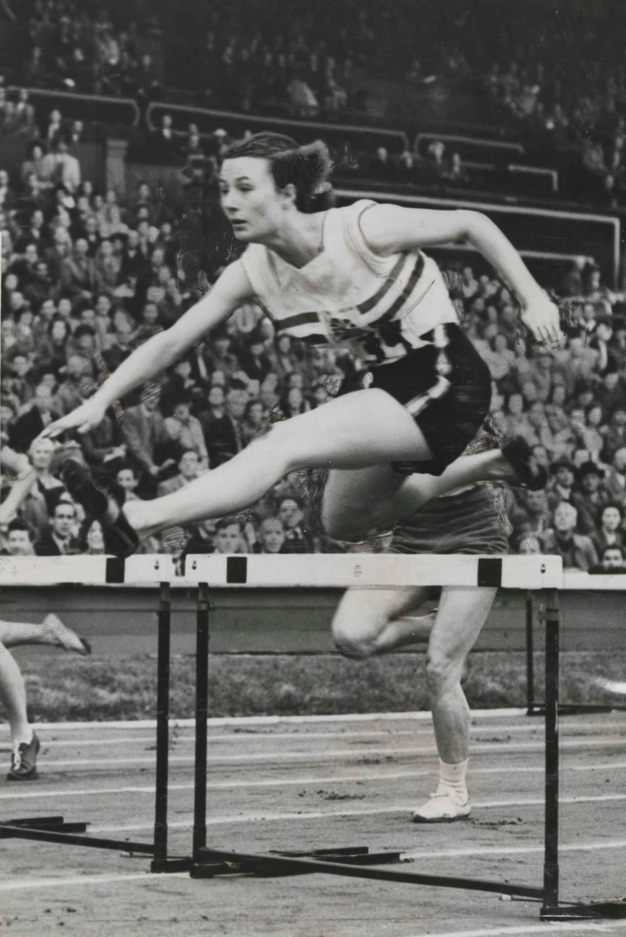 British_Favourite%2C_Maureen_Gardner._Olympic_Games%2C_London%2C_1948.jpg