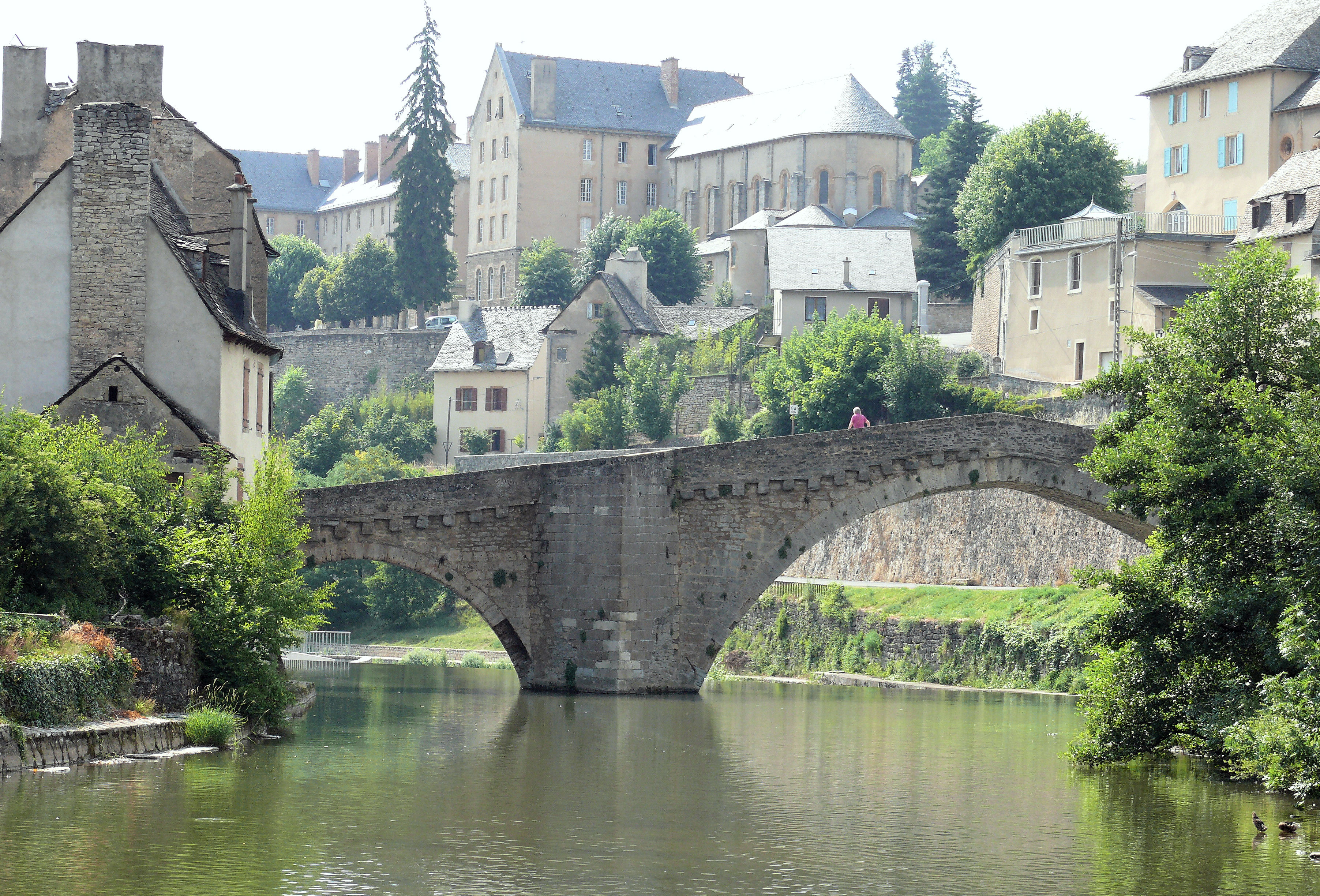 Mende_-_Pont_Notre-Dame_-208.jpg