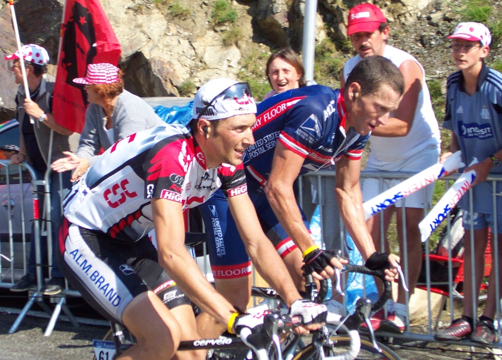 Basso_Armstrong_Tourmalet_2004.jpg