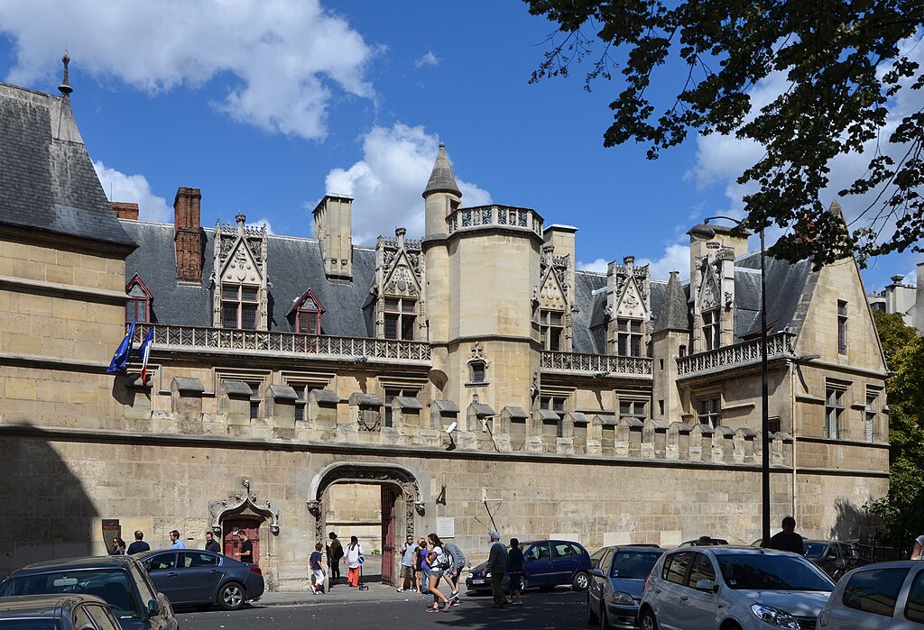 1024px-Paris_2012-aout-0006-2-Hotel-de-Cluny.jpg