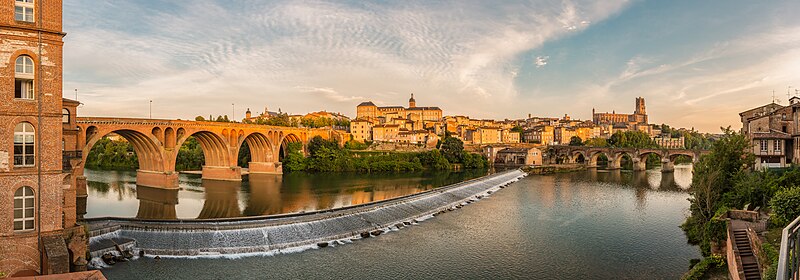 800px-Albi_Panorama_Sunset.jpg