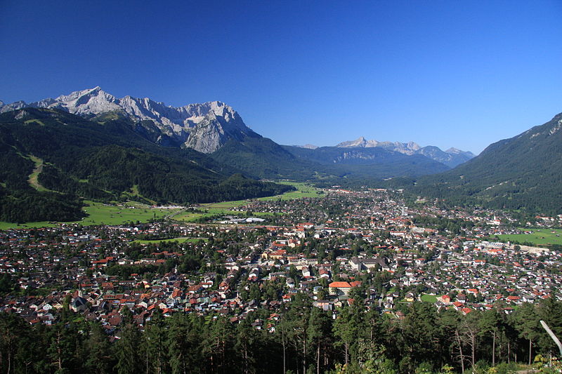 800px-Garmisch-Partenkirchen.JPG