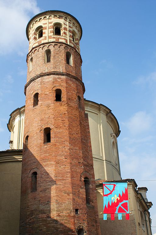 512px-Torre_Rossa_Asti_02.jpg