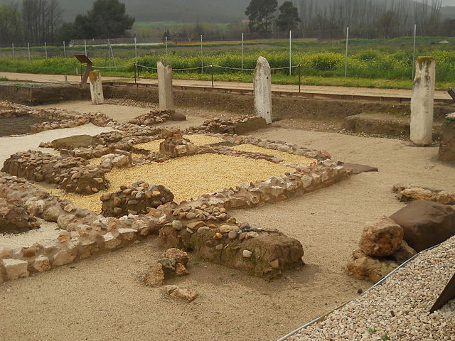 640px-Complutum_Casa_de_Marte_01.JPG