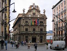 220px-Pamplona_Rathaus_2005.jpg