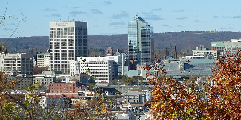 800px-Downtown_Worcester%2C_Massachusetts.jpg