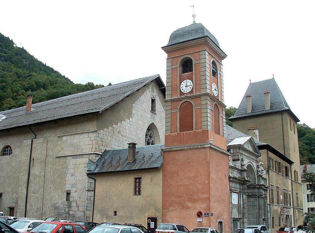 1024px-Mo%C3%BBtiers_-_Cath%C3%A9drale_Saint-Pierre_-4.JPG