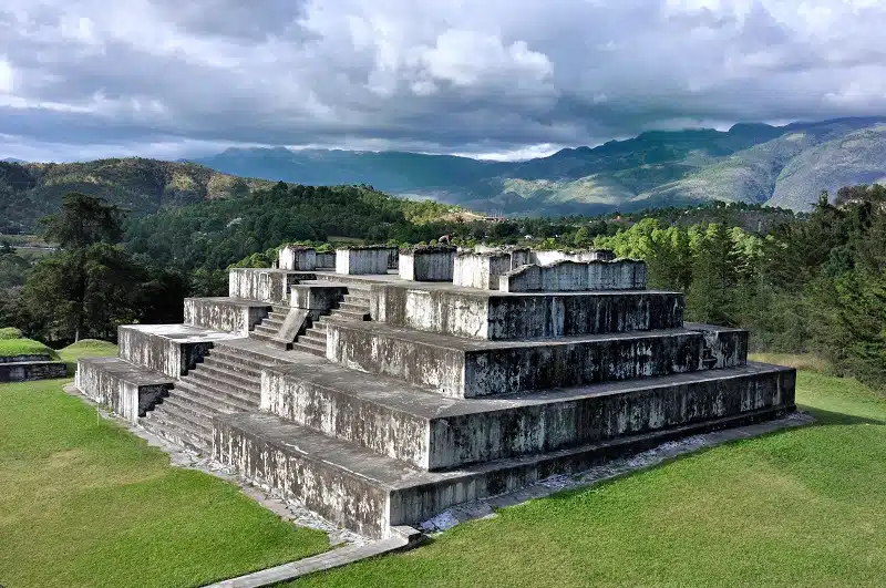 Maya-Ruin-Huehuetenango.jpg.webp